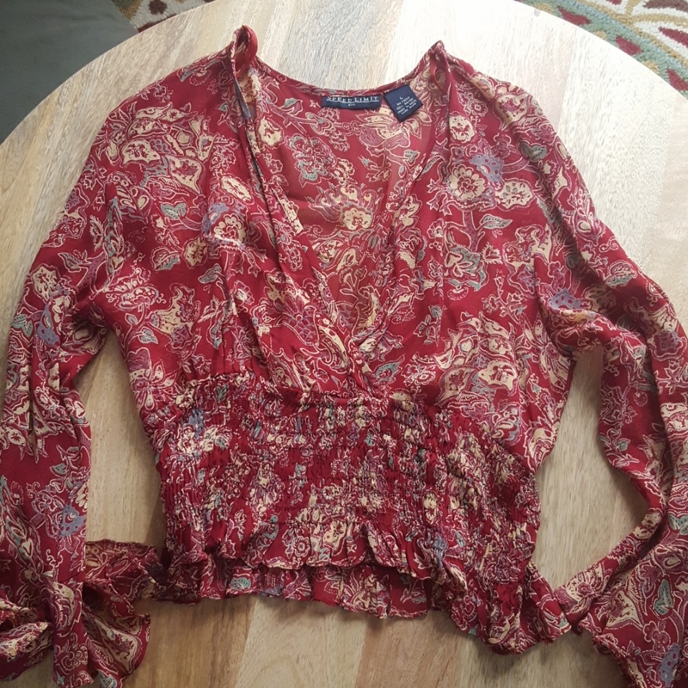 Cropped floral top